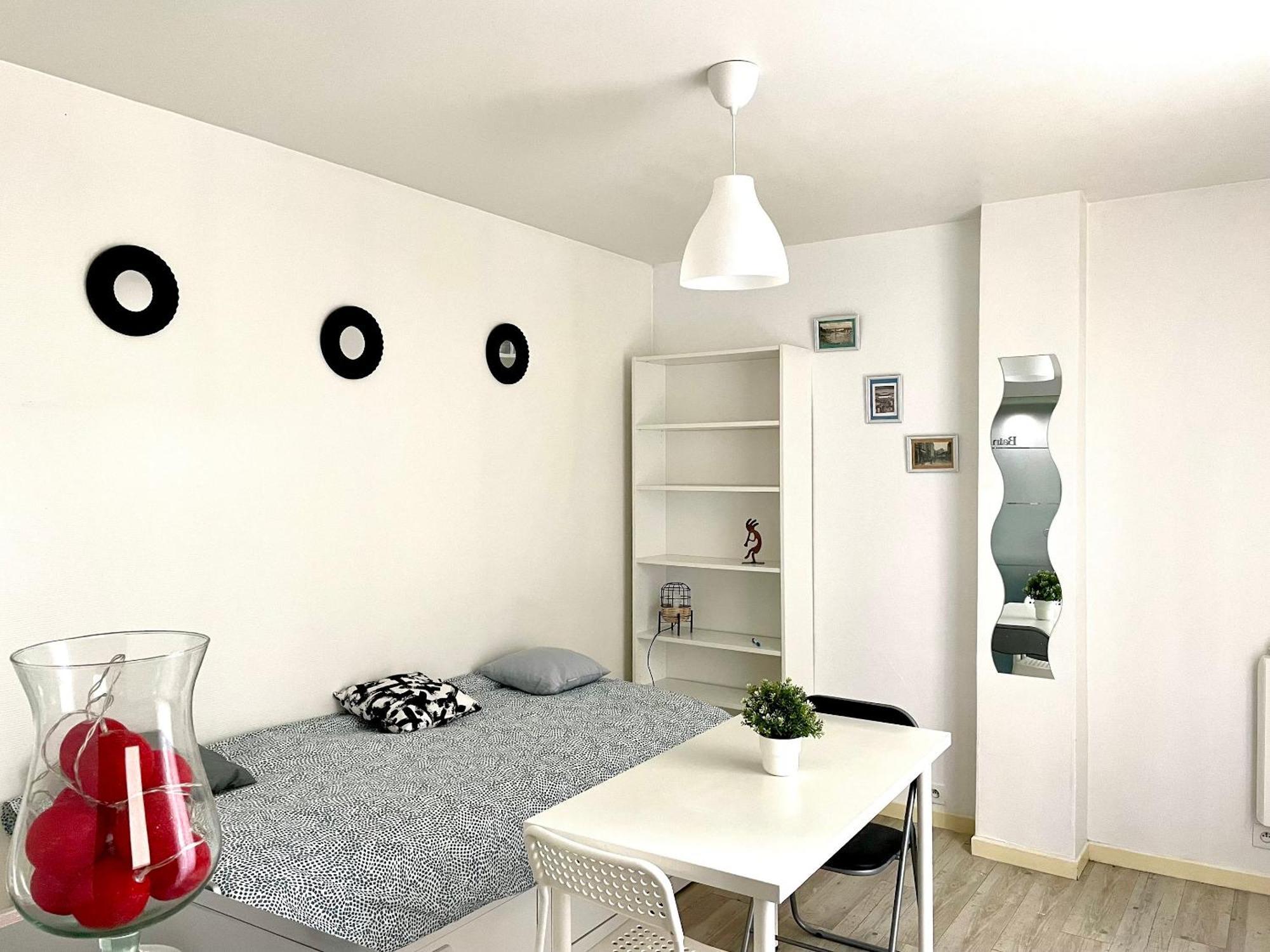 Studio Moderne Le Perreux Sur Marne 17M² Exteriör bild