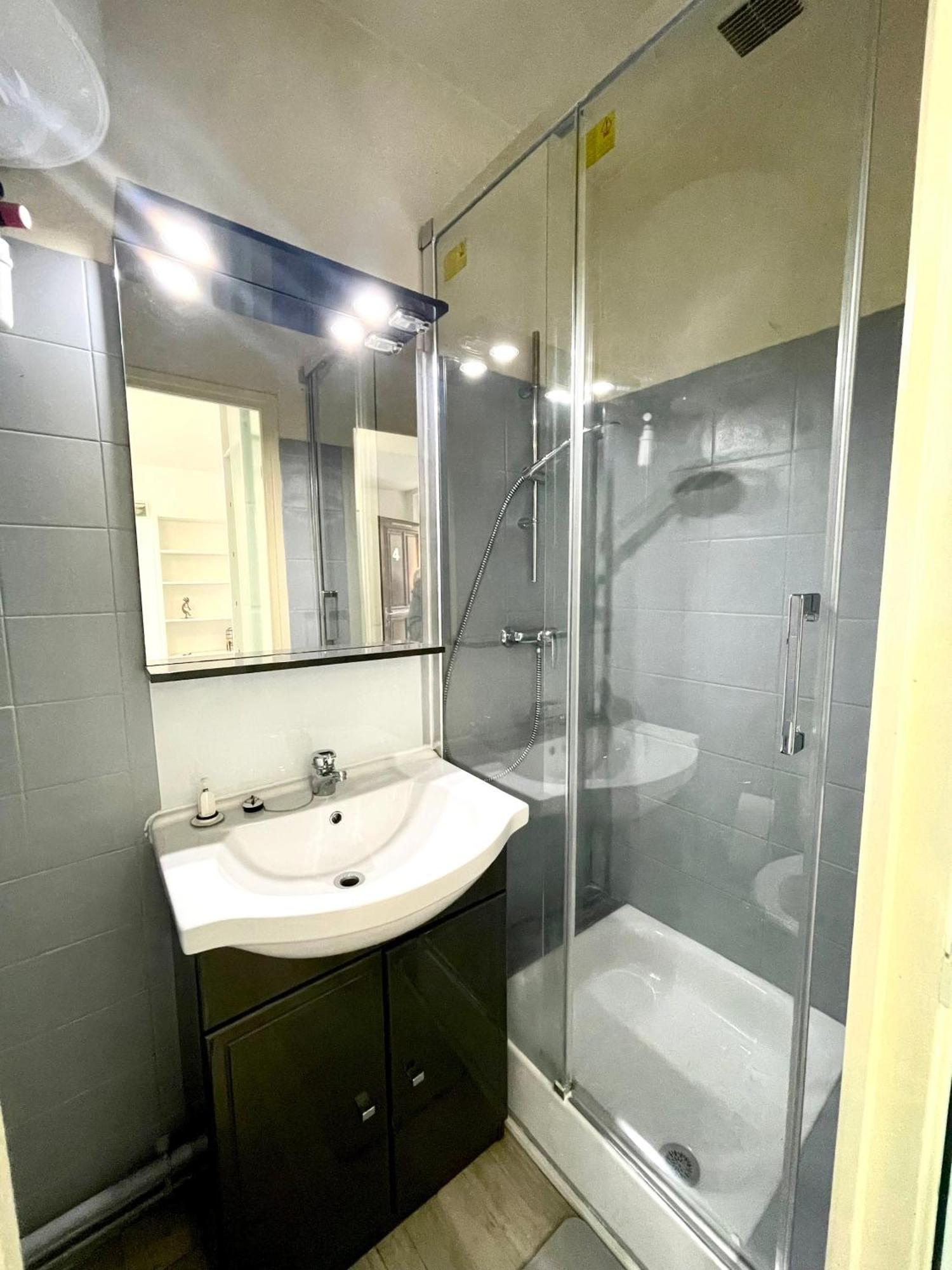 Studio Moderne Le Perreux Sur Marne 17M² Exteriör bild